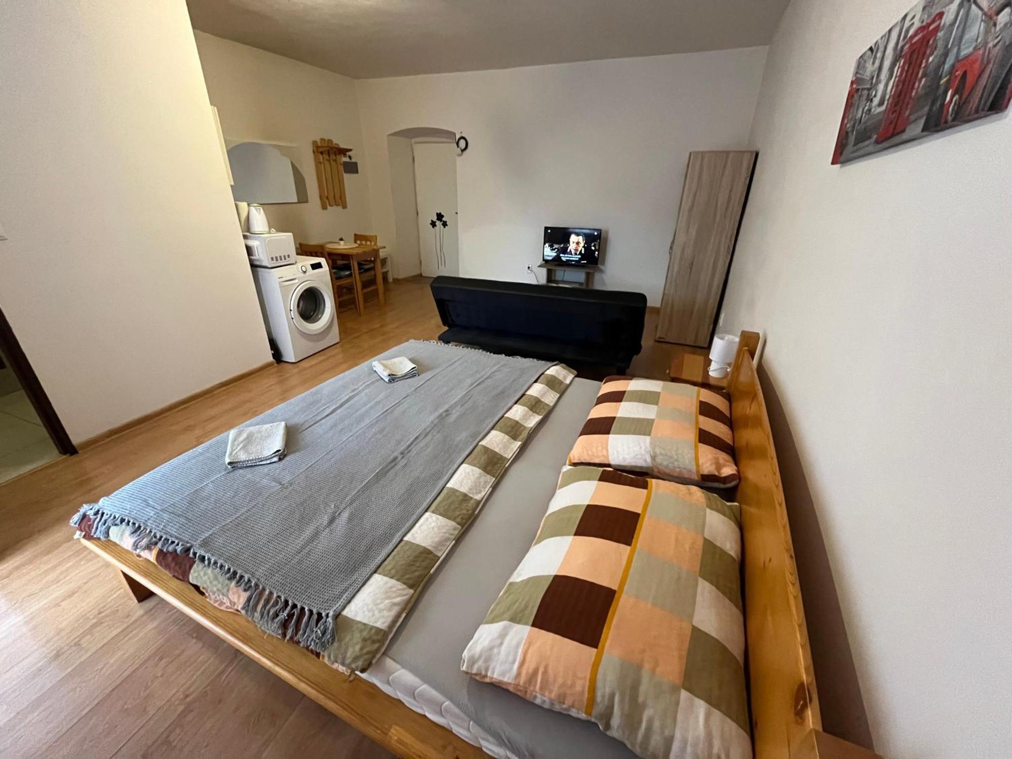 Apartman Centrum バンスカー・ビストリツァ エクステリア 写真
